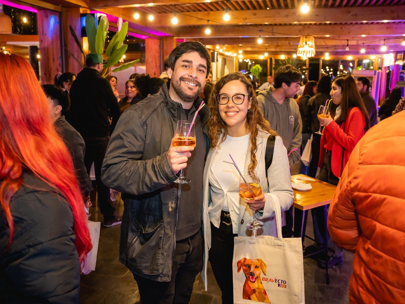 Brindis en el evento Bravecto